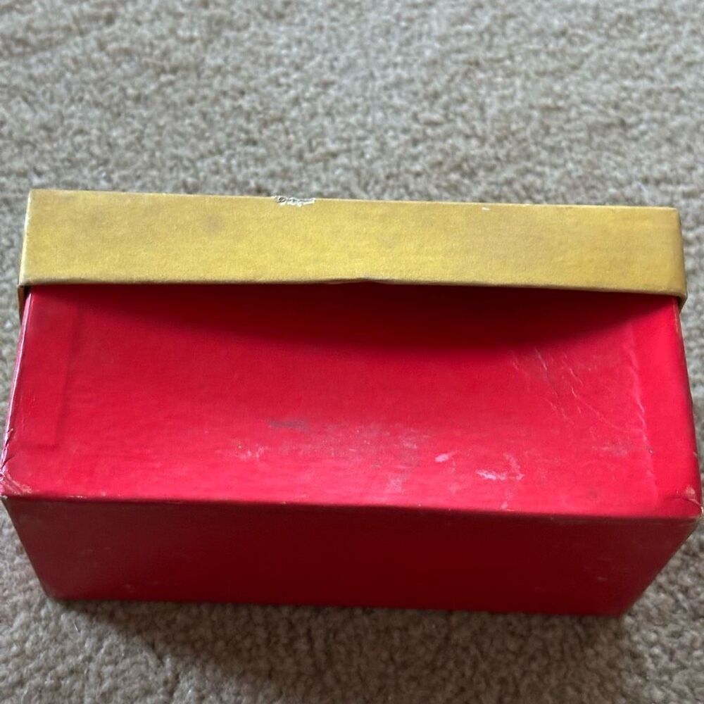 Miniature Book Rack Salt, Pepper ‘N’ Sugar Set In Original Box - Picture 9 of 10